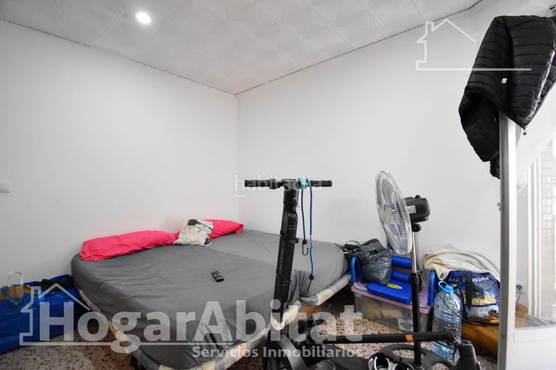 Foto 3b2903c7-2b3c-4d8d-a028-458ebd2e9712. Pis a Corea Gandia