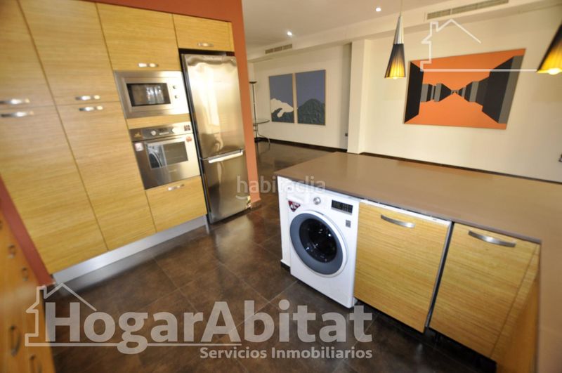 Foto 9a620dce-0d1a-4720-85bd-19e386b34d04. Casa amb aparcament a Catarroja