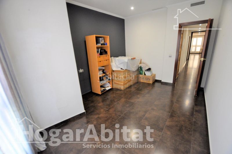 Foto ab2c515a-998f-4391-8cf0-0d05e88c6d39. Casa amb aparcament a Catarroja