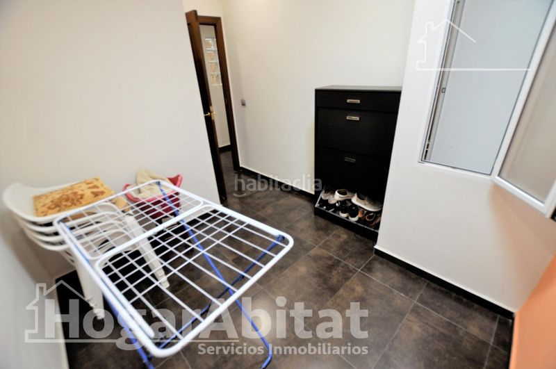Foto ce1d25cd-2a24-48ef-a197-e3263b78061e. Casa amb aparcament a Catarroja
