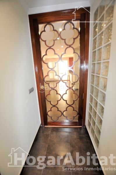 Foto d8ff01c5-5744-4392-ba03-7bc969bb3464. Casa amb aparcament a Catarroja