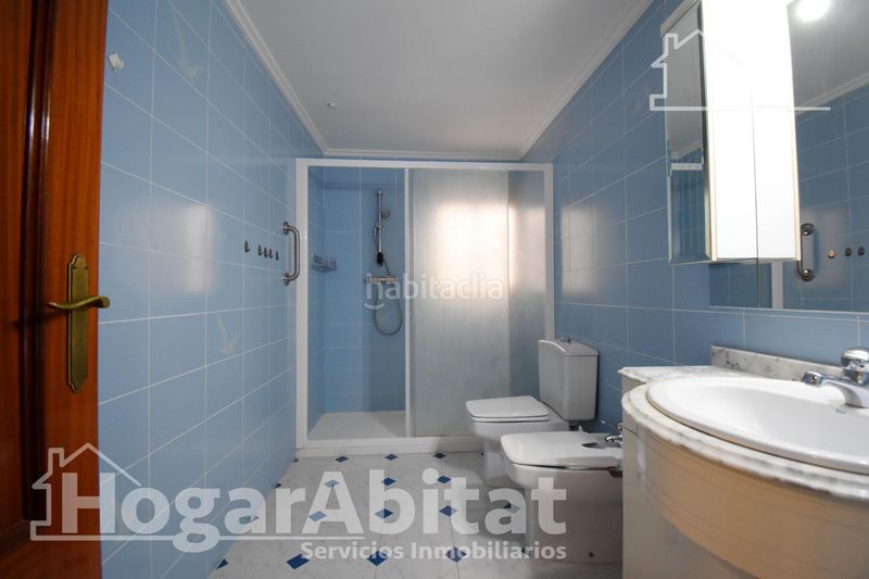 Foto a8d3084c-900e-4832-8f1d-12db5f7fbeb6. Pis amb calefacció aparcament a Germaníes - Juzgados Gandia