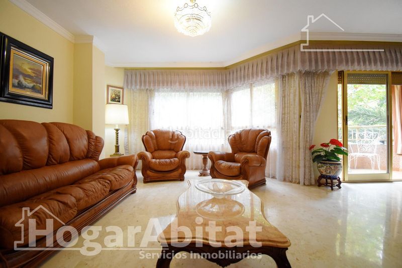Foto f679fb33-6097-433a-84f3-8e5611029959. Pis amb calefacció aparcament a Germaníes - Juzgados Gandia
