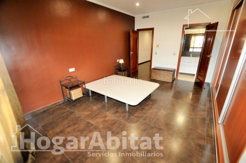 Foto 408621cf-d30c-4610-91a0-701b8727ca9b. Casa amb aparcament a Catarroja