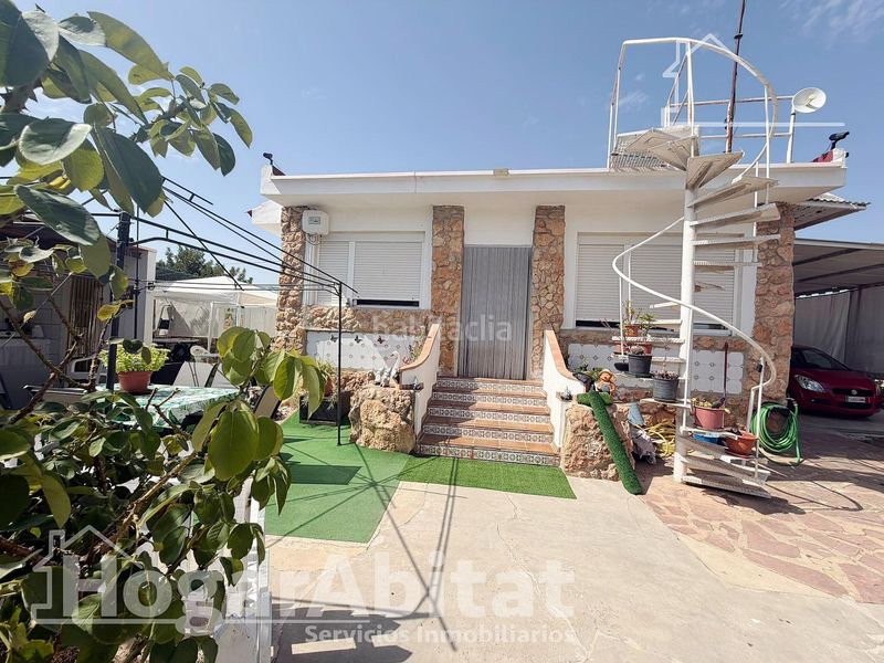Foto 82f4caf1-b9c5-4c02-84cd-2ee1dafa8c6e. Casa amb aparcament piscina a Vilamarxant