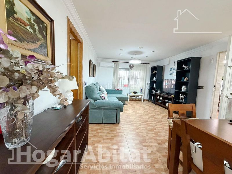 Foto a0ae5308-07c1-4ed0-b705-4474985d66d2. Casa amb aparcament piscina a Vilamarxant