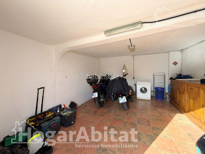 Foto 0f6535df-417b-48f9-a964-00178de271e4. Chalet  con piscina, garaje, terraza y barbacoa en Vilamarxant