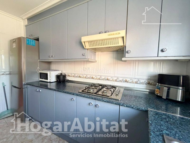 Foto 231a9078-c84f-41df-9da4-051112981245. Chalet  con piscina, garaje, terraza y barbacoa en Vilamarxant