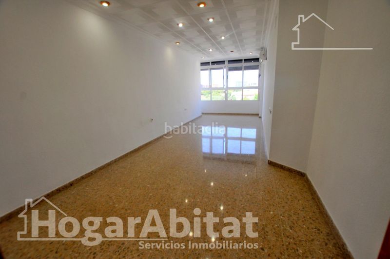 Foto fdc0161d-319f-4613-a9b7-5693ceab330c. Pis amb calefacció aparcament a L´Hort de Senabre Valencia