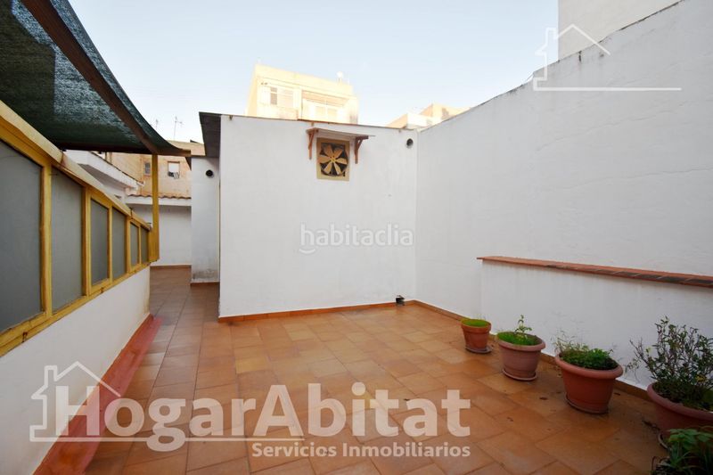 Foto 476c5d5d-d90e-4ec0-94b9-311e2f5b192e. Casa amb calefacció aparcament a Centro Almazora / Almassora