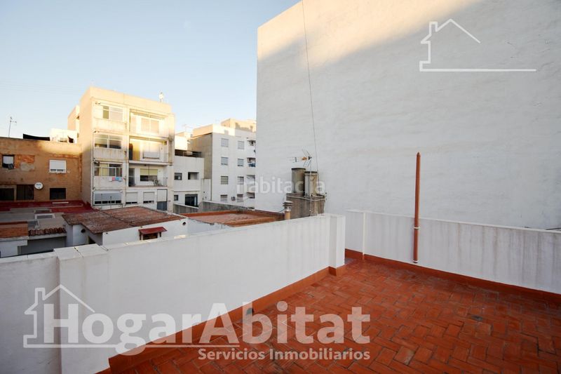 Foto d390d78e-769b-4e86-8fd6-9da4ede85815. Casa amb calefacció aparcament a Centro Almazora / Almassora