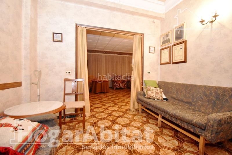 Foto ddfbd3e2-6d67-4d92-81f2-2e9bd14cb149. Casa amb calefacció aparcament a Centro Almazora / Almassora
