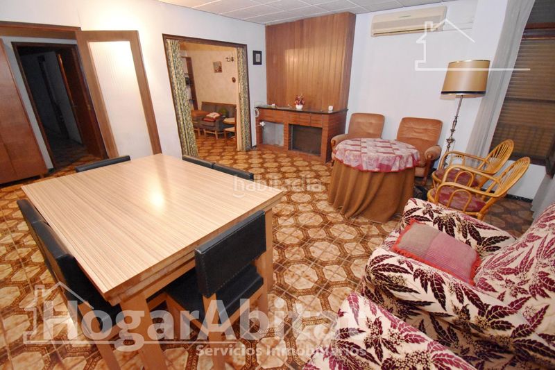 Foto e3e676a8-53a8-4a24-9a72-f751cf67b0b6. Casa amb calefacció aparcament a Centro Almazora / Almassora