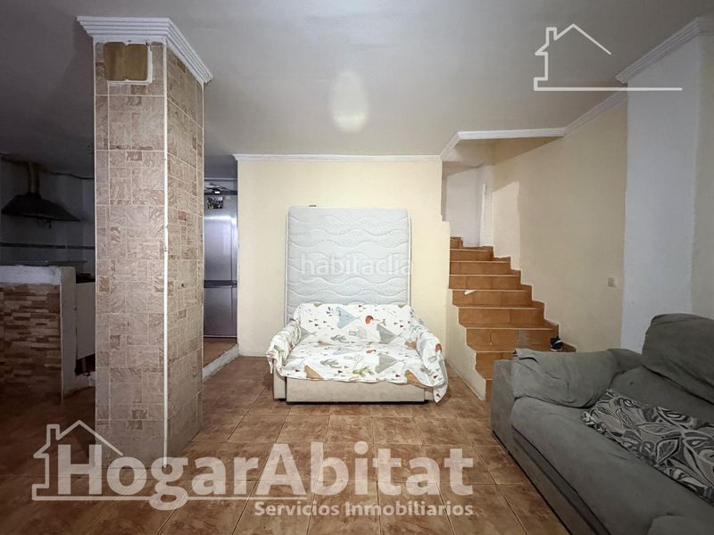 Foto a212d5e3-88f3-4da9-9ced-cf0791d8156a. Casa a Plaza Elíptica - República Argentina Gandia