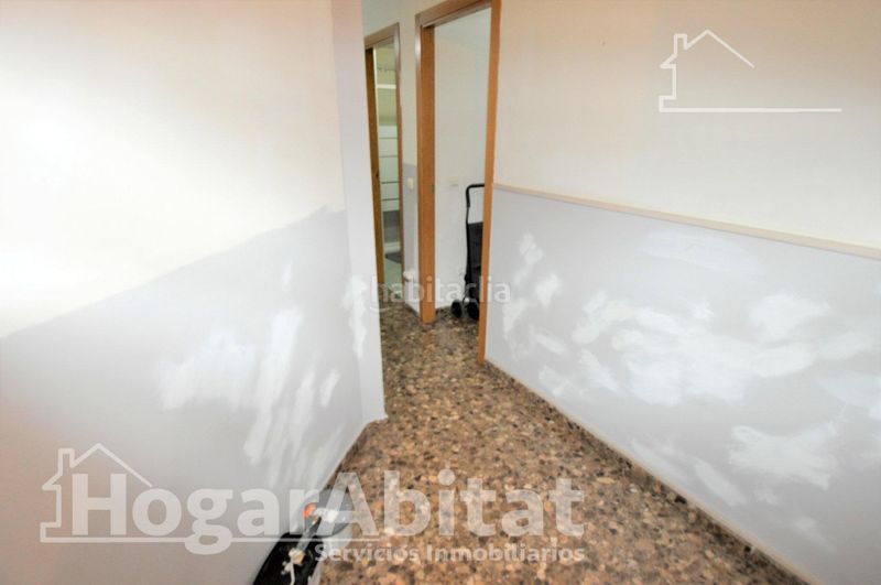 Foto b2cccfa6-b741-4a31-b3bc-c1d7840b2bc6. Pis amb calefacció a Riba - roja de Túria
