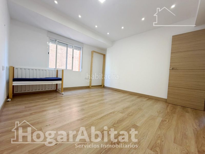 Foto a984e197-0bcd-4121-82d1-af207ac950e1. Pis a Antiga Moreira Sagunt