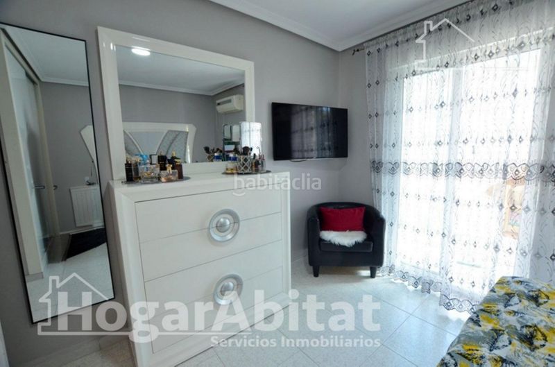 Foto e6b611d7-5f7c-4753-877f-39309b9d1f11. Pis amb calefacció a Virgen del Remedio - Parque Lo Morant Alicante