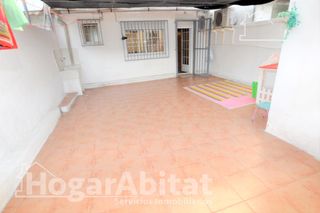 Piso  Calle maestro giner. Reformado con dos terrazas y dos balcones