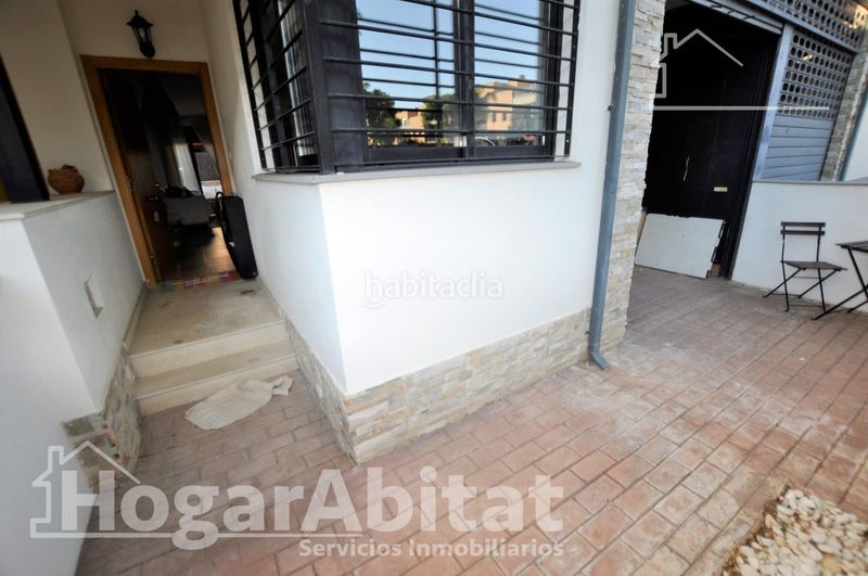 Foto 826d198e-1bb6-40cd-92f6-9688c788118f. Casa adosada gran adosado en residencial, sofisticado y luminoso con garaje y dos terrazas en San Antonio de Benagéber