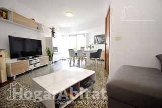 Appartement  Avenida valencia. Semireformado y todo exterior con balcón