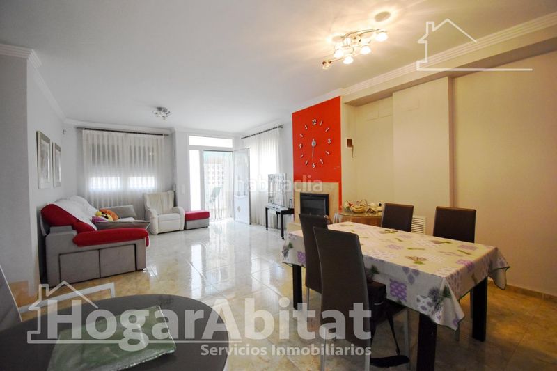 Foto cebb4206-6aa3-4716-a17a-85ae8e09d690. Casa adossada amb aparcament a Miramar
