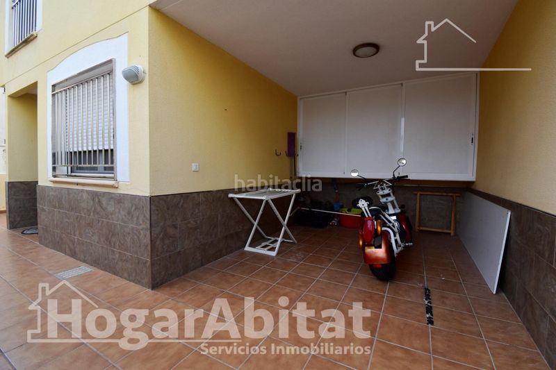 Foto e7b32673-516e-4468-8092-81e799a86bfe. Casa adossada amb aparcament a Miramar