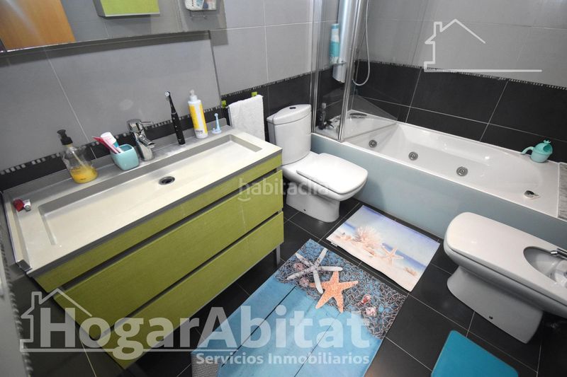 Foto b315cb99-34f3-48f1-9e34-eff16b1f66c9. Casa adossada amb calefacció aparcament piscina a Almazora / Almassora