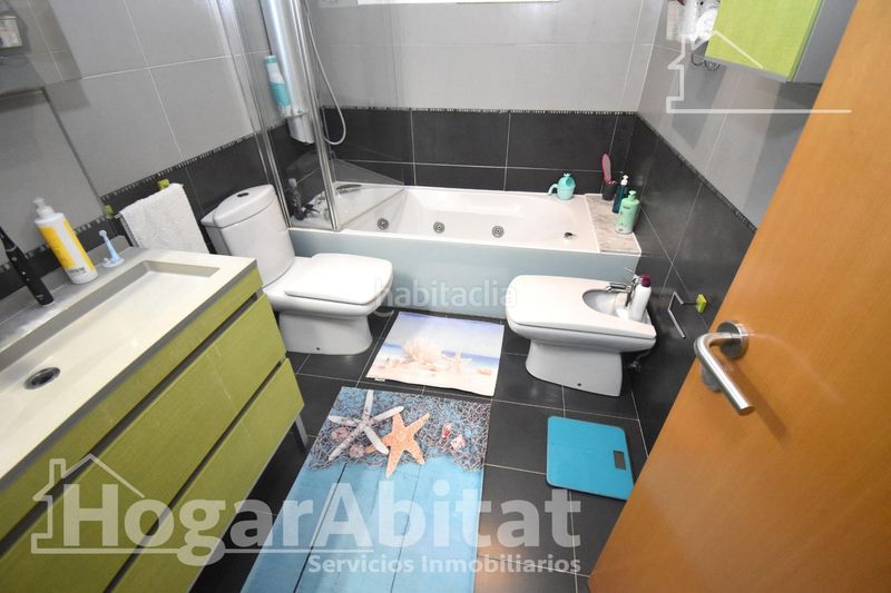 Foto dd9b4276-99e0-49a4-890f-263f72b6305e. Casa adossada amb calefacció aparcament piscina a Almazora / Almassora