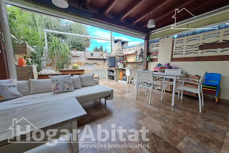 Foto e71ed3ad-16c6-451a-9544-742a70f15121. Casa adossada amb calefacció aparcament piscina a Almazora / Almassora