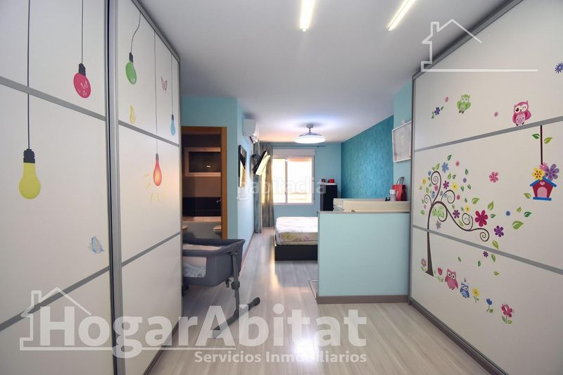 Foto ec1e7551-4ce5-4d32-ad2f-f7dbd0c32483. Casa adossada amb calefacció aparcament piscina a Almazora / Almassora
