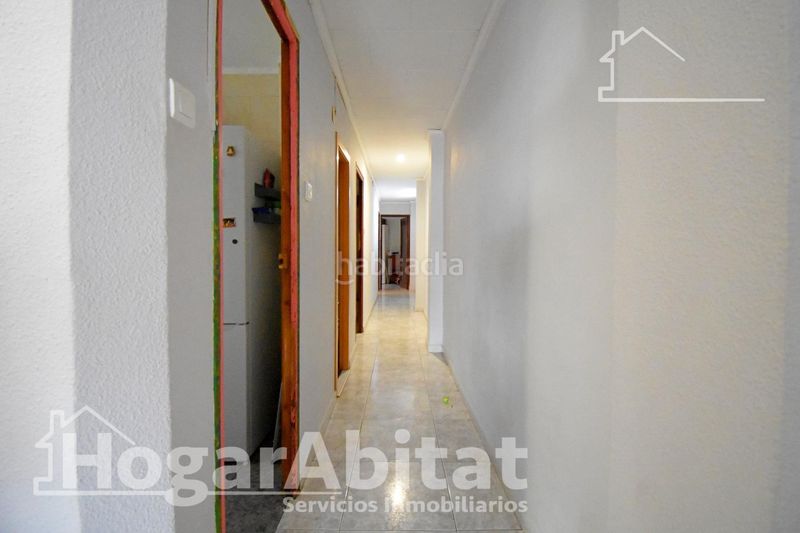 Foto cafdbd28-fd67-48a6-ae63-536a6eb0c2ce. Pis a Benipeixcar - El Raval Gandia