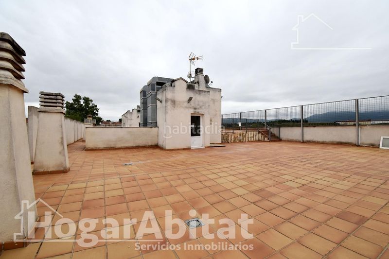 Foto b53d37da-ea67-48fa-be7b-8595193a07d6. Pis amb aparcament piscina a Pobla del Duc (la)