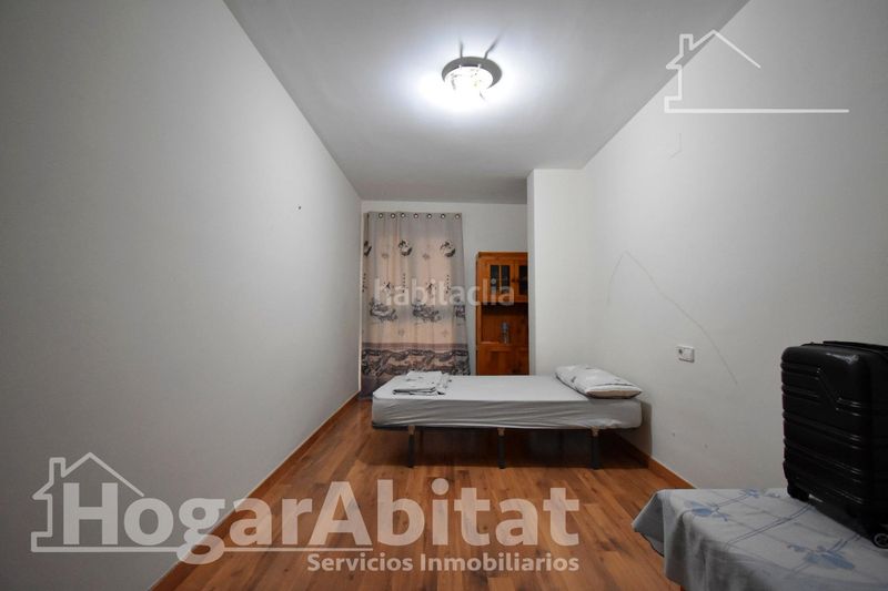 Foto f69345f9-0f10-43d3-95c8-7b25fb1d15b5. Pis amb aparcament piscina a Pobla del Duc (la)
