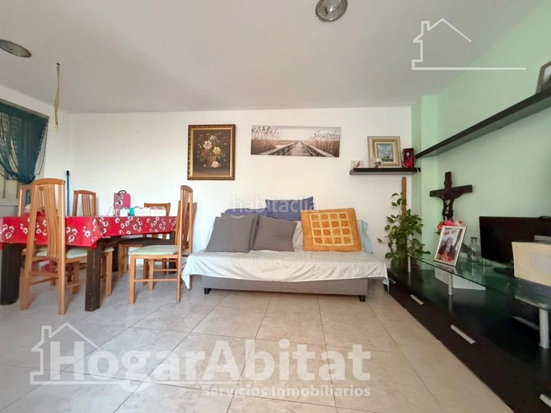 Foto 7db8f9d8-62b8-4738-a52a-5db36de49d62. Casa amb aparcament a San José-Los Metales Sagunt