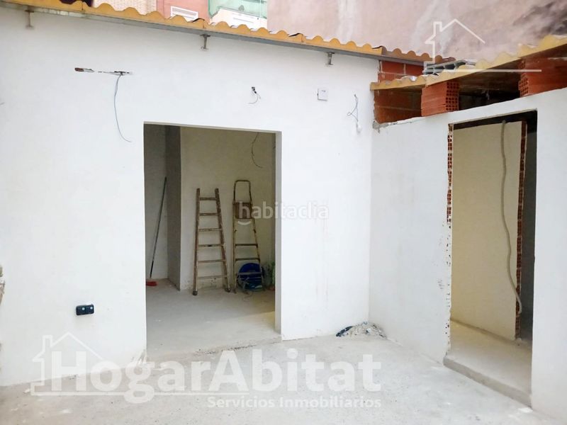 Foto dd8c4094-5183-42a3-babd-c13302ca2819. Casa amb aparcament a Centro-El Castillo Sagunt