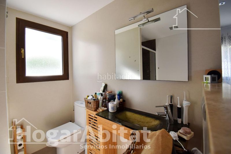 Foto 1b6145a4-c7db-423a-9ff3-29cd99b9f0b2. Chalet with parking pool in Urbanizaciones Gandia