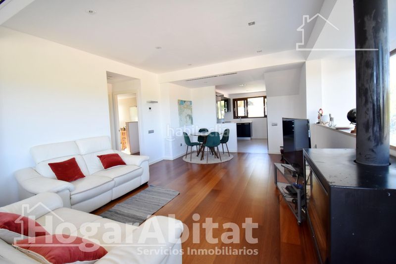 Foto b1fa6ed8-95ca-489c-a321-cc4d12a74cc3. Chalet with parking pool in Urbanizaciones Gandia