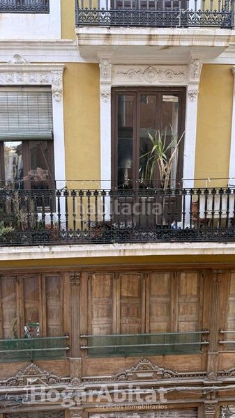 Foto 9f5bd214-3b4e-40f5-8656-4e2ed501d54e. Pis a La Seu Valencia