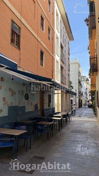 Foto b897e0bf-3025-49b6-b2d8-06f1bab0872d. Pis a La Seu Valencia