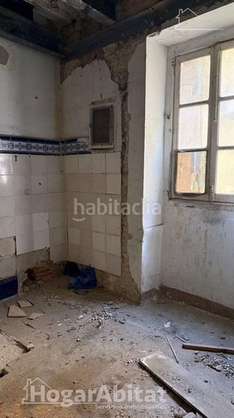 Foto bd82c873-286a-4e1e-beb0-f4f21569416b. Pis a La Seu Valencia