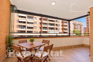 Appartamento  Paseo serra de espada. Seminuevo con piscina, garaje, trastero y terraza cerca del mar