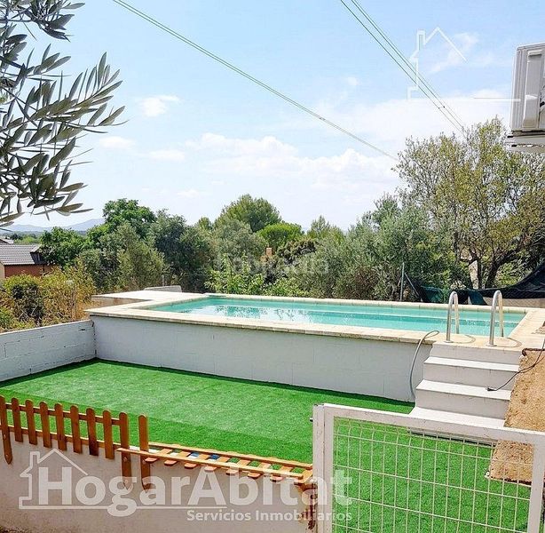 Foto 2cfde1ca-92a3-41e2-9e18-903918e97a42. Xalet amb calefacció aparcament piscina a Turís