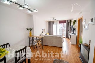 Pis  Calle mestre serrano. Vive con el confort de un residencial con piscina en este lumino