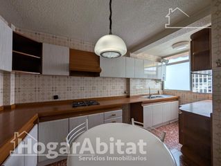 Penthouse  Calle de primitivo pérez. Acogedor ático con ascensor junto av. de alcoy