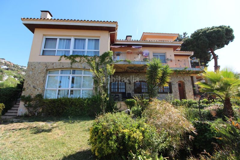 Foto 02538122-8202-4780-8e65-b9ccb1ef0969. Casa amb calefacció aparcament piscina a Roca Grossa Lloret de Mar