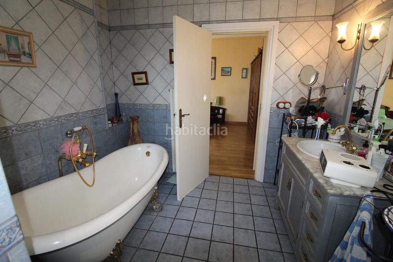 Foto 605c7121-d537-4a43-8b60-0c54738e1b61. Casa amb calefacció aparcament piscina a Roca Grossa Lloret de Mar