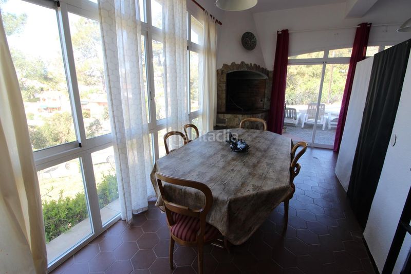 Foto 782d5d26-88ed-4c97-9232-7e1a46df3eaf. Casa amb calefacció aparcament piscina a Roca Grossa Lloret de Mar