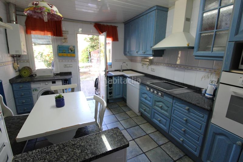 Foto aebaa61e-cf59-4485-acbd-d189f17cc3f7. Casa amb calefacció aparcament piscina a Roca Grossa Lloret de Mar