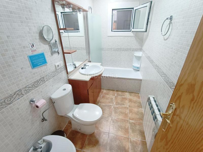 Foto 20c6c652-6a52-4f61-b2ee-1708ce593768. Casa a carrer ronda goba a La Goba Vidreres
