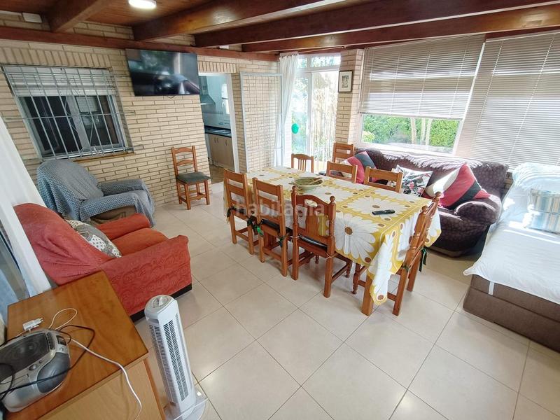 Foto a16b6165-0fc8-49db-be79-af07c5710e45. Casa a carrer ronda goba a La Goba Vidreres